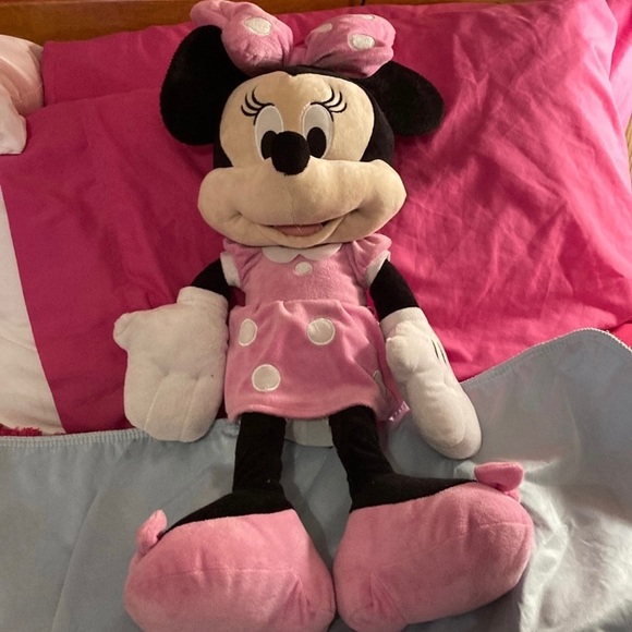 Disney Minnie Mouse Stuffed Animal - Picture 1 of 7